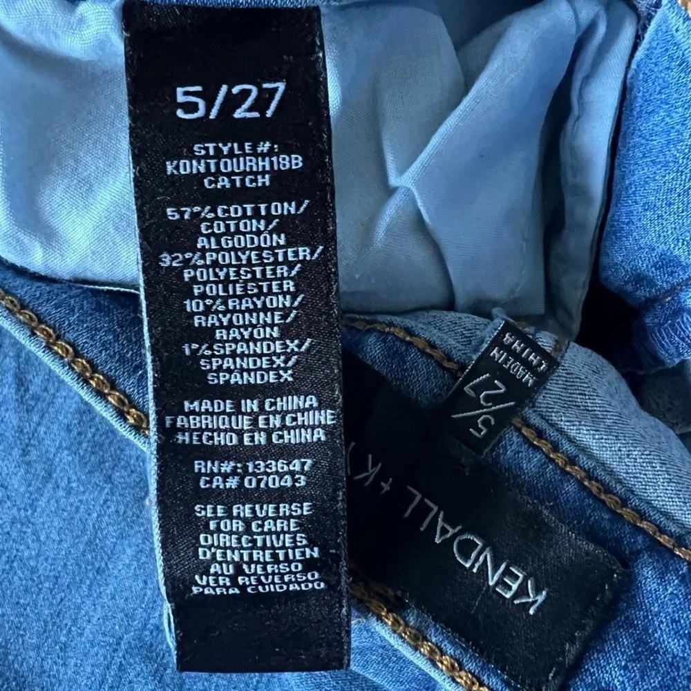 Kendall and Kylie Jeans 5/27